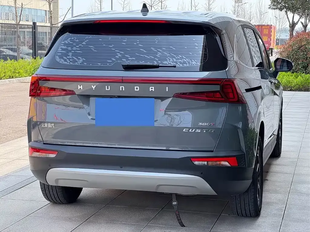 Hyundai Custo — фото 6