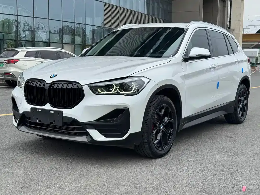BMW X1 — фото 3