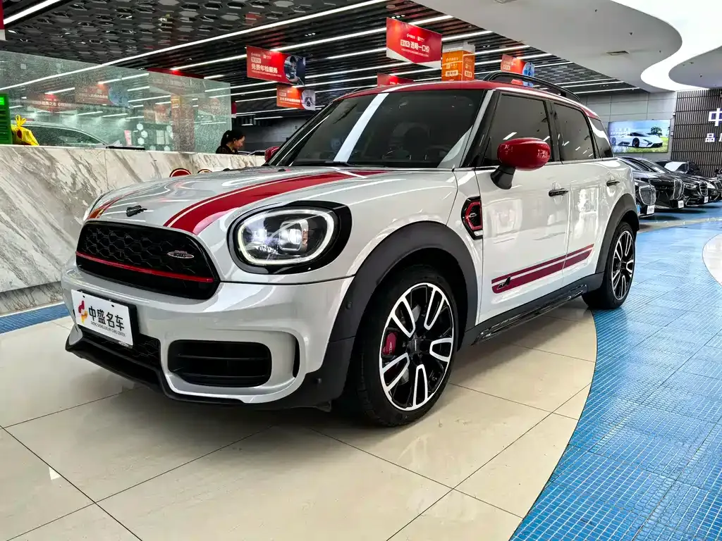MINI Countryman JCW — фото 1