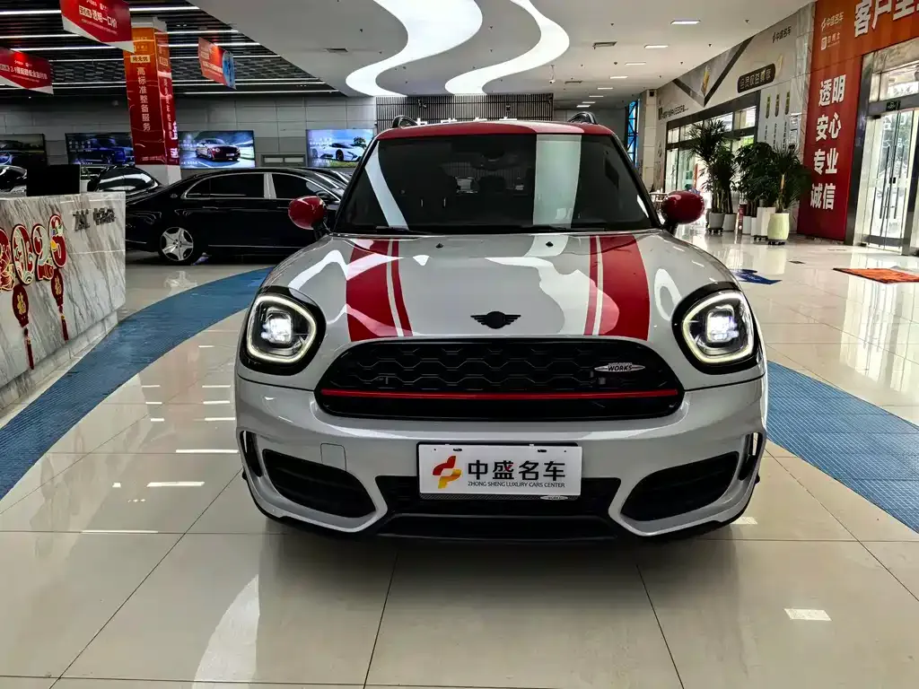 MINI Countryman JCW — фото 2