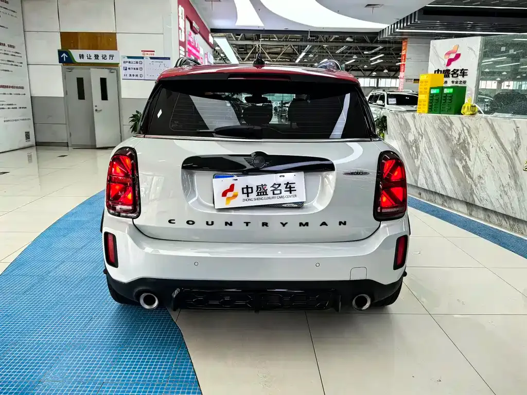 MINI Countryman JCW — фото 10