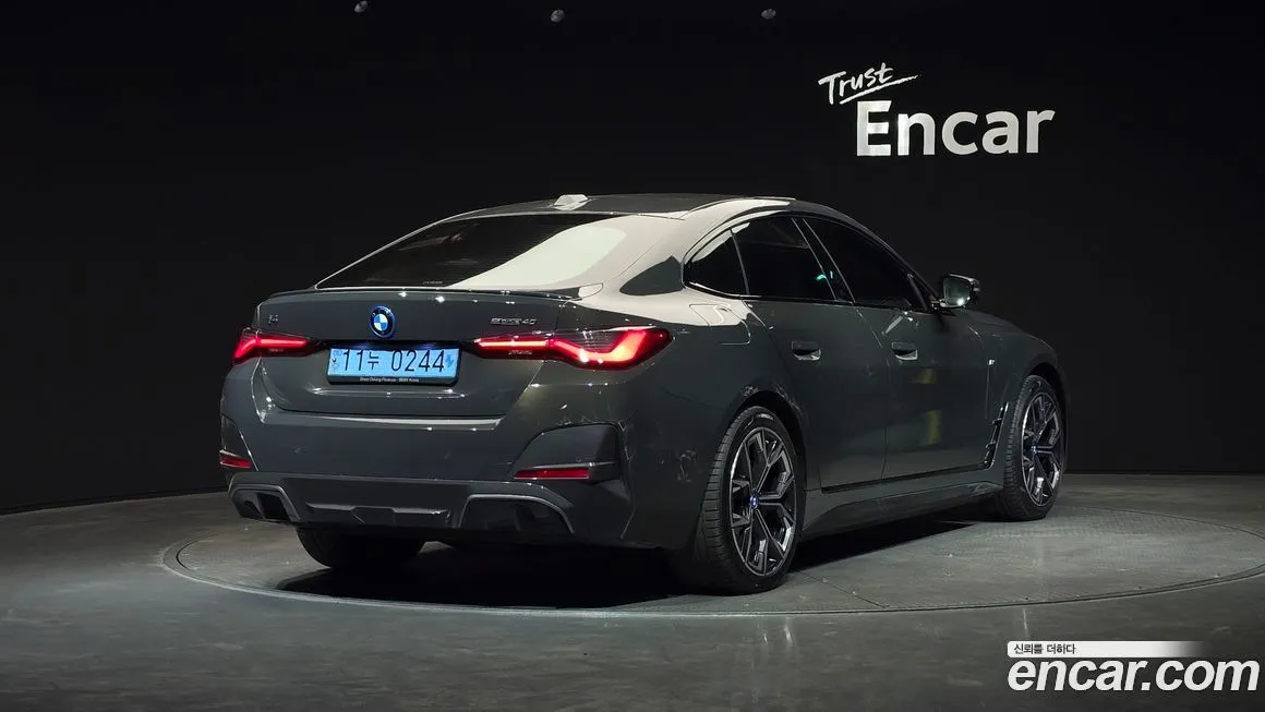 BMW i4 2022 из KR, фото 8