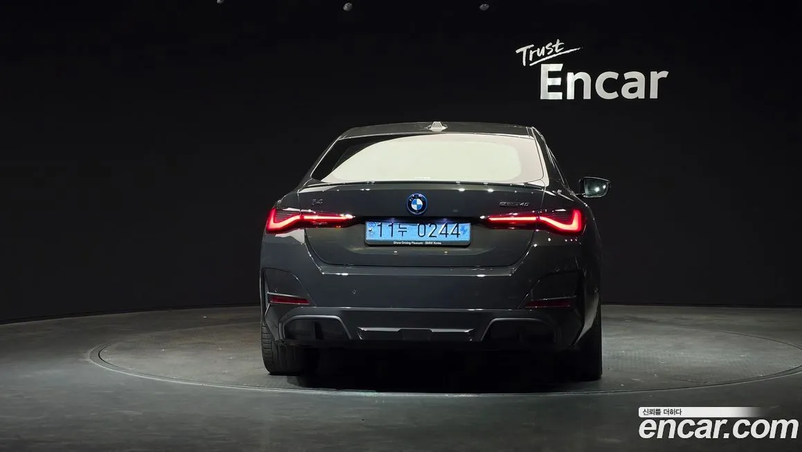 BMW i4 2022 из KR, фото 4