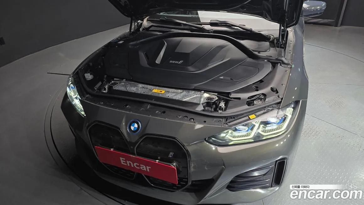 BMW i4 2022 из KR, фото 5