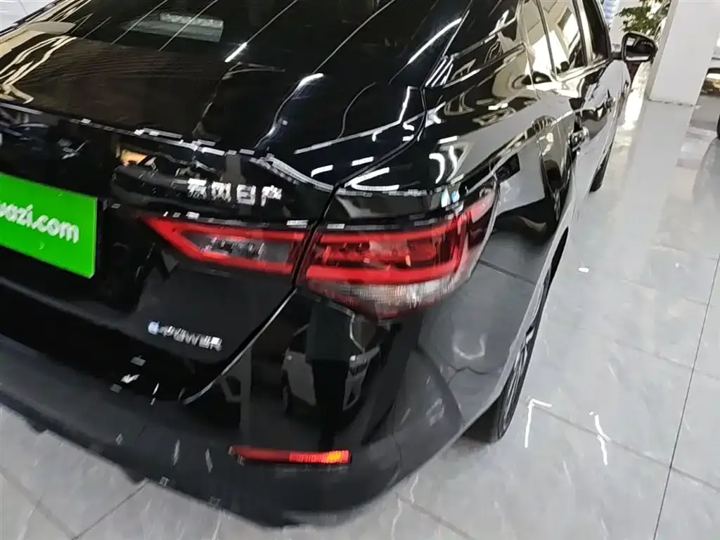 Nissan Sylphy 2022 из CN, фото 2