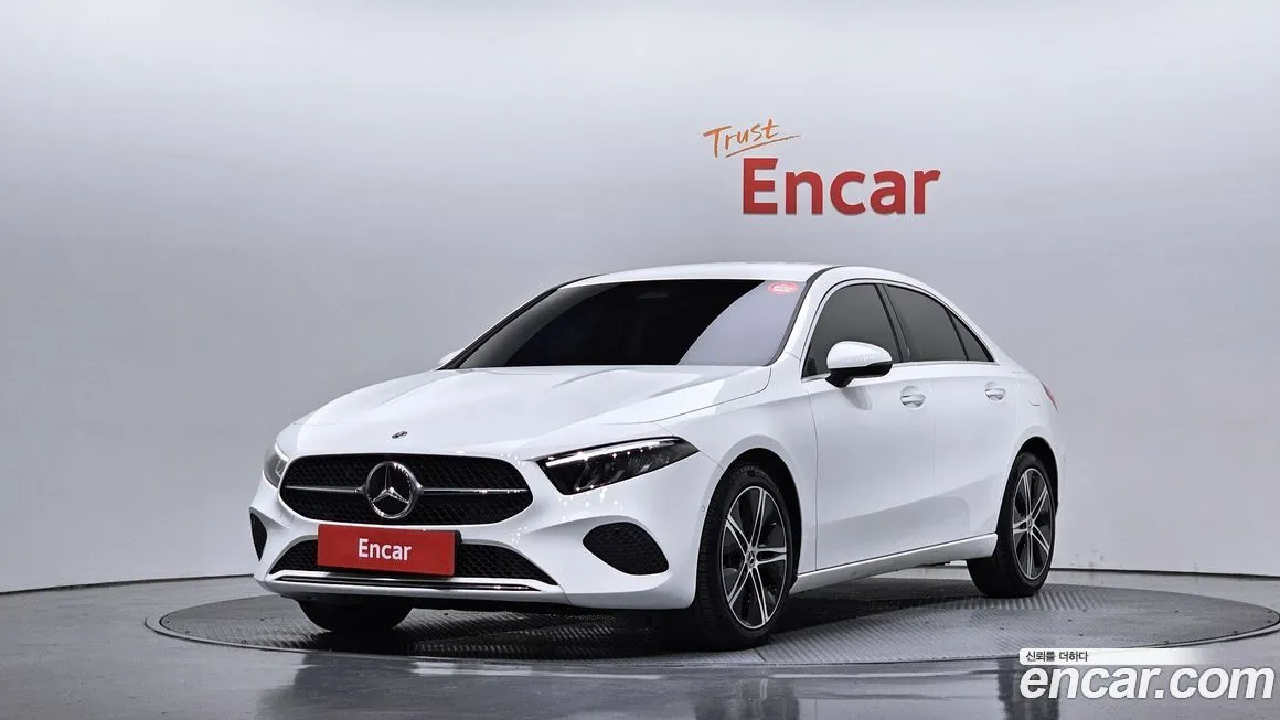Mercedes-Benz A-Class — фото 1