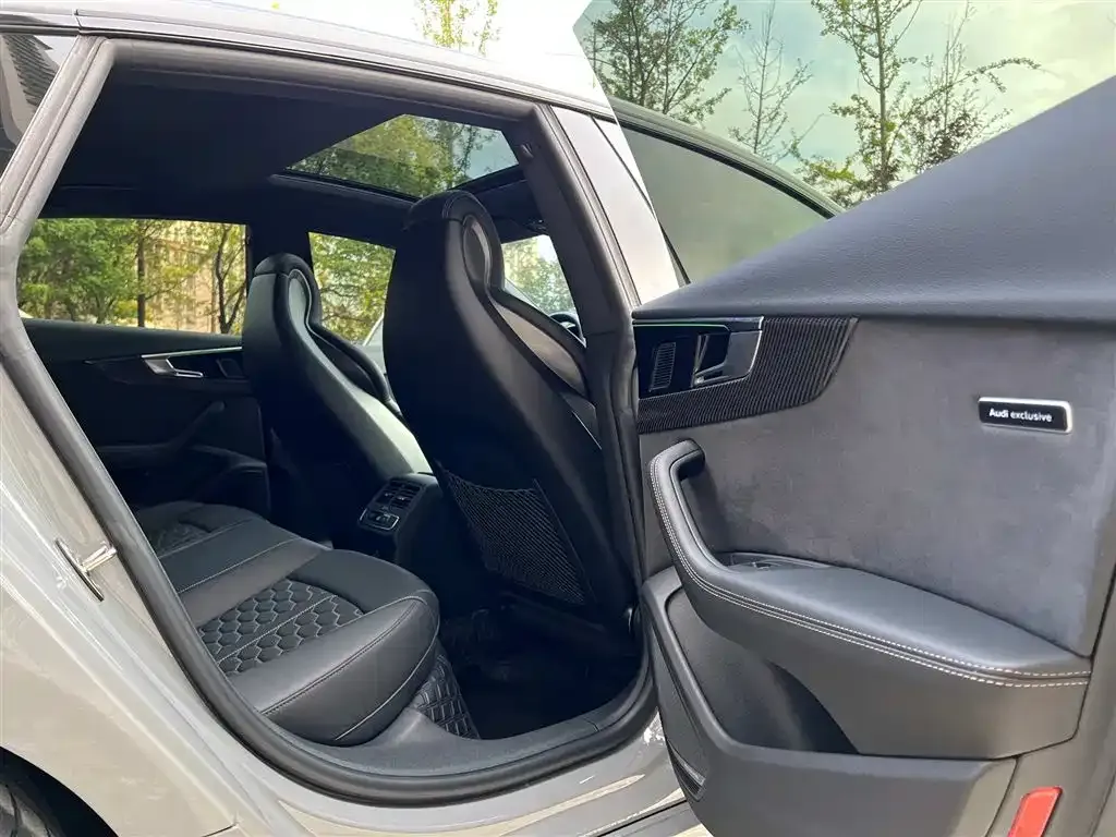 Audi RS 5 2022 из CN, фото 3