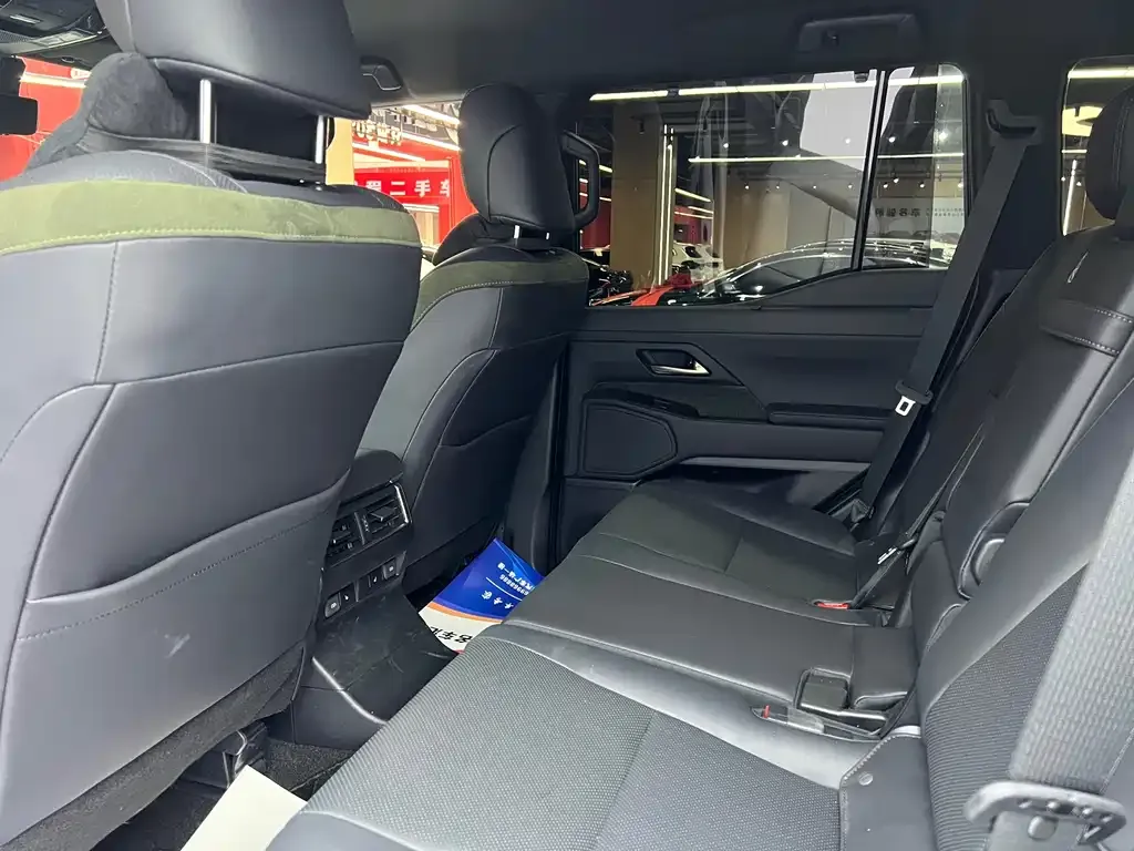 Lexus GX 2025 из CN, фото 5