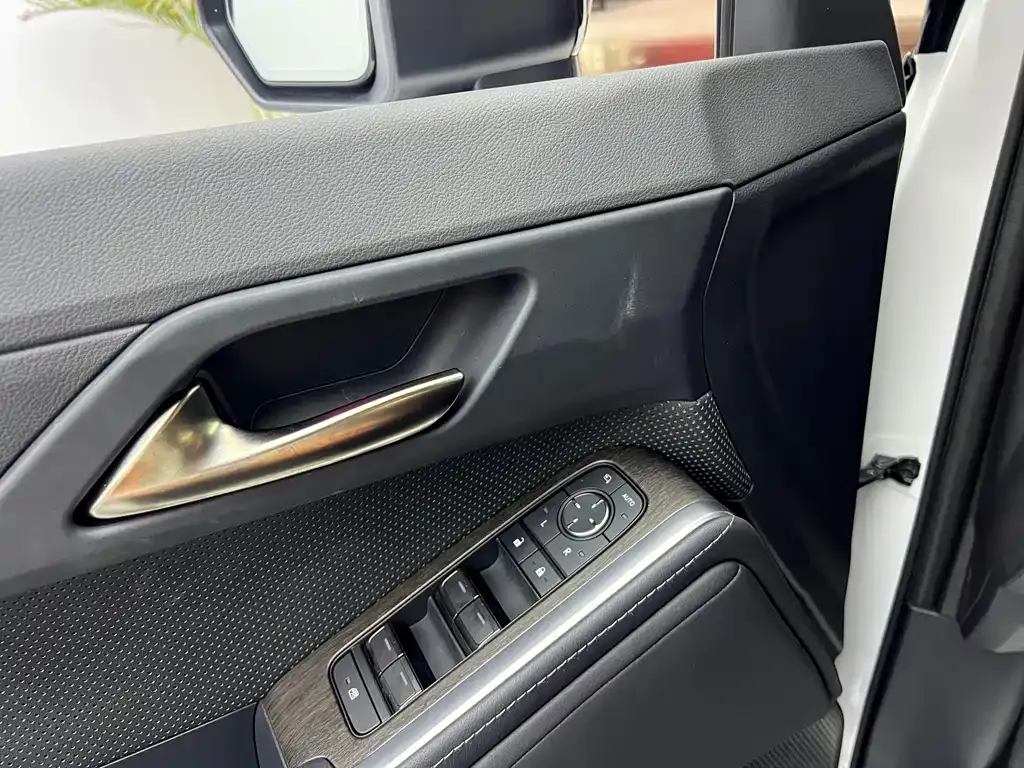 Lexus GX 2025 из CN, фото 7