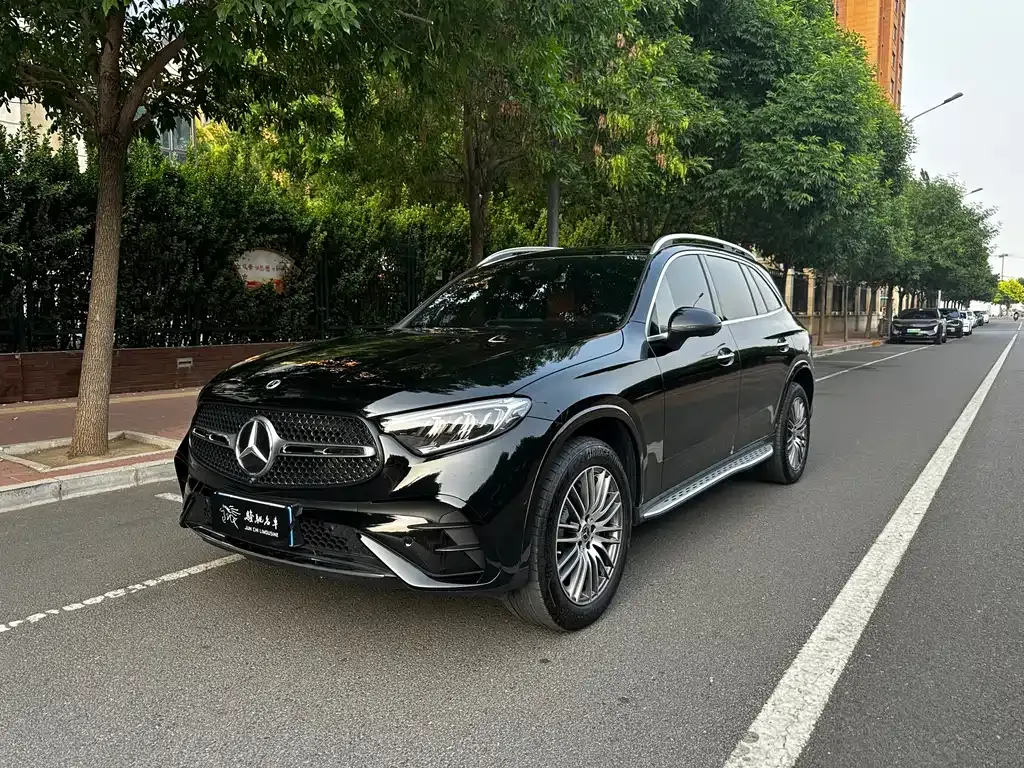 Mercedes-Benz GLC — фото 1