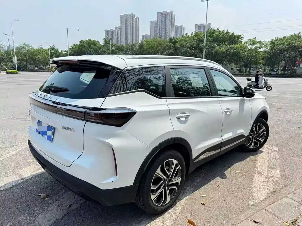 Chery Tiggo 7 PLUS — фото 9