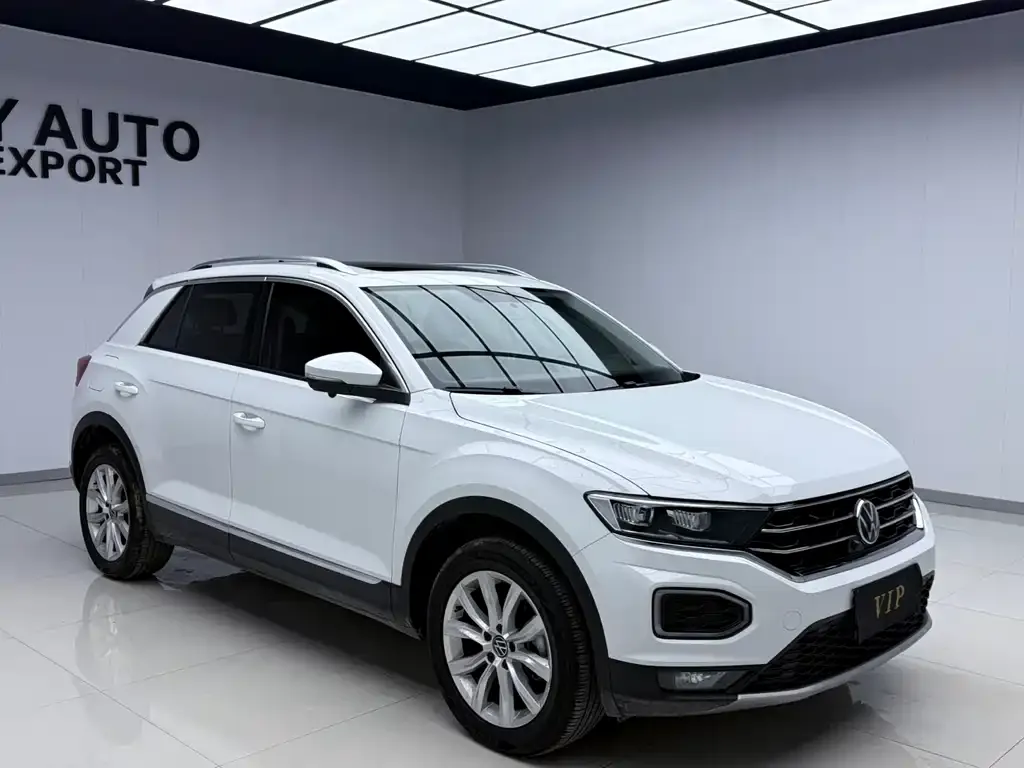Volkswagen T-Roc — фото 3