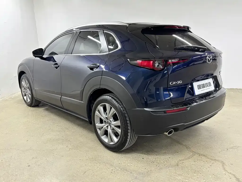 Mazda CX-30 — фото 9