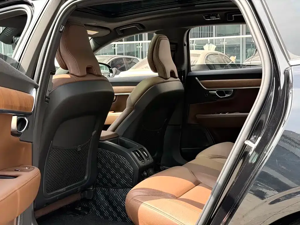 Volvo S90 — фото 2