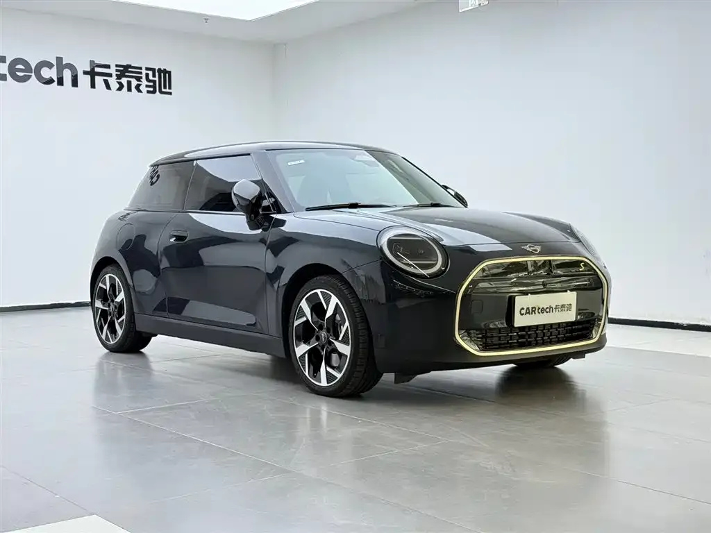 MINI Cooper EV — фото 2