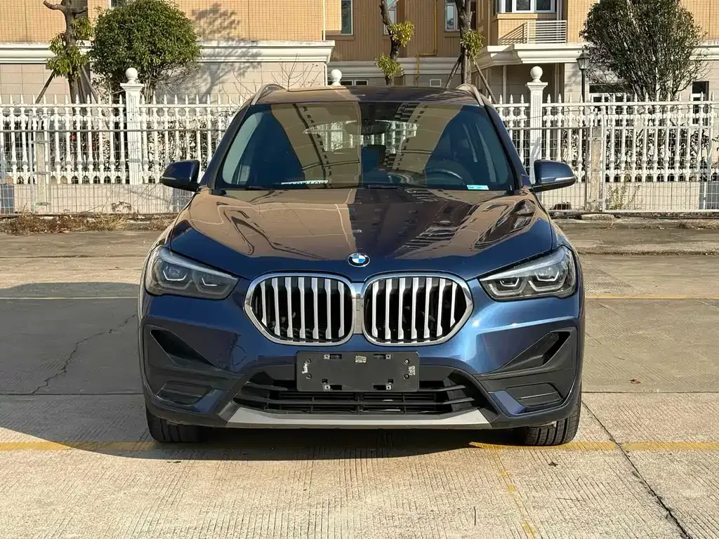 BMW X1 — фото 7