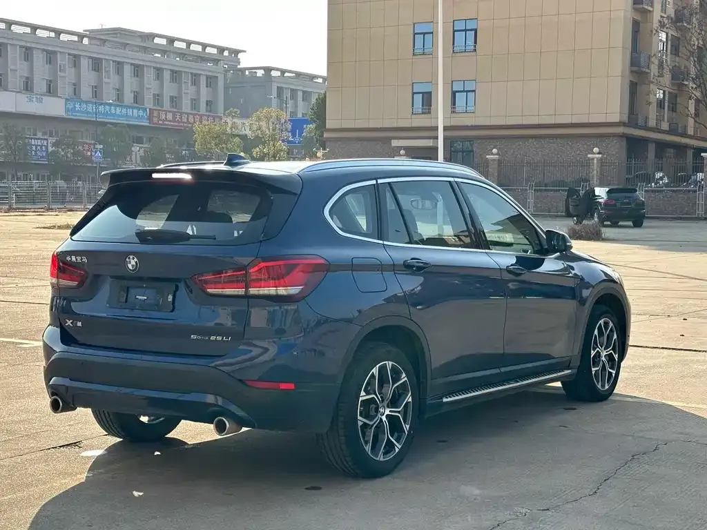 BMW X1 — фото 3