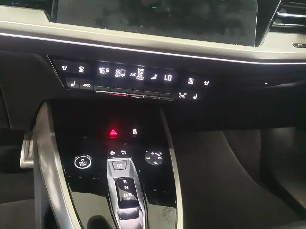 Audi Q5 e-tron 2023 из CN, фото 2