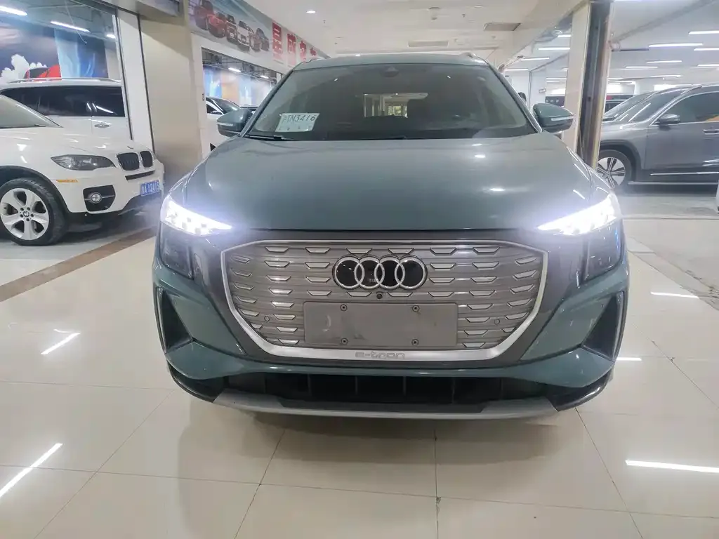 Audi Q5 e-tron 2023 из CN, фото 4