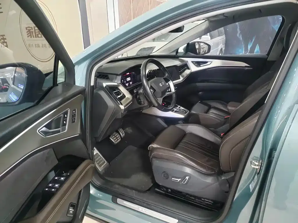 Audi Q5 e-tron 2023 из CN, фото 9