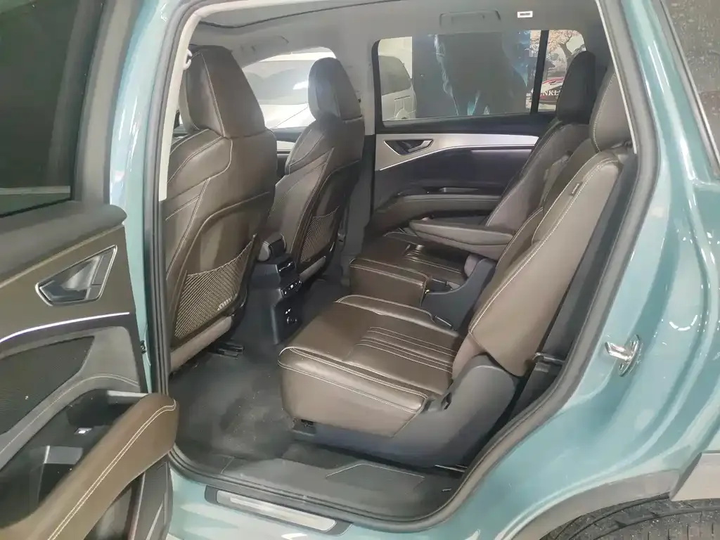 Audi Q5 e-tron 2023 из CN, фото 7
