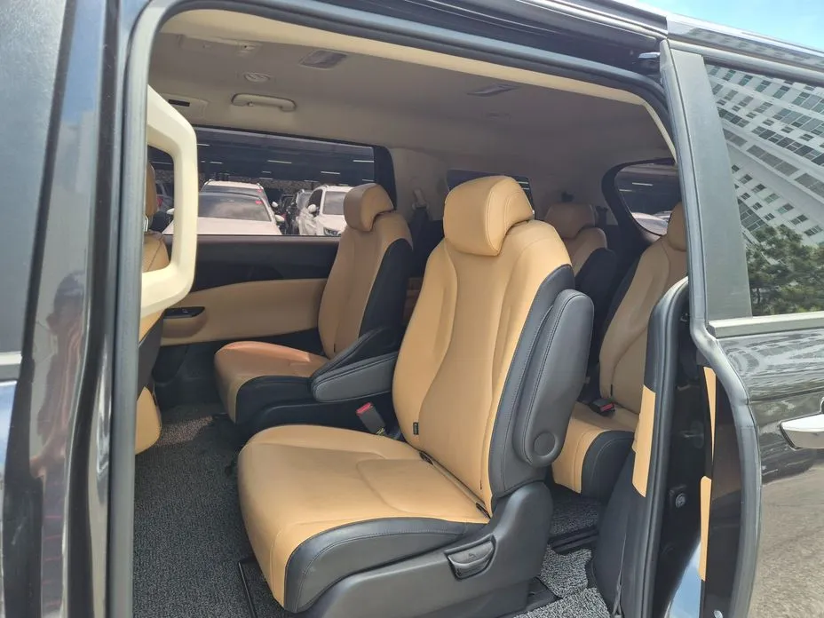 Kia Carnival 2021 из KR, фото 2