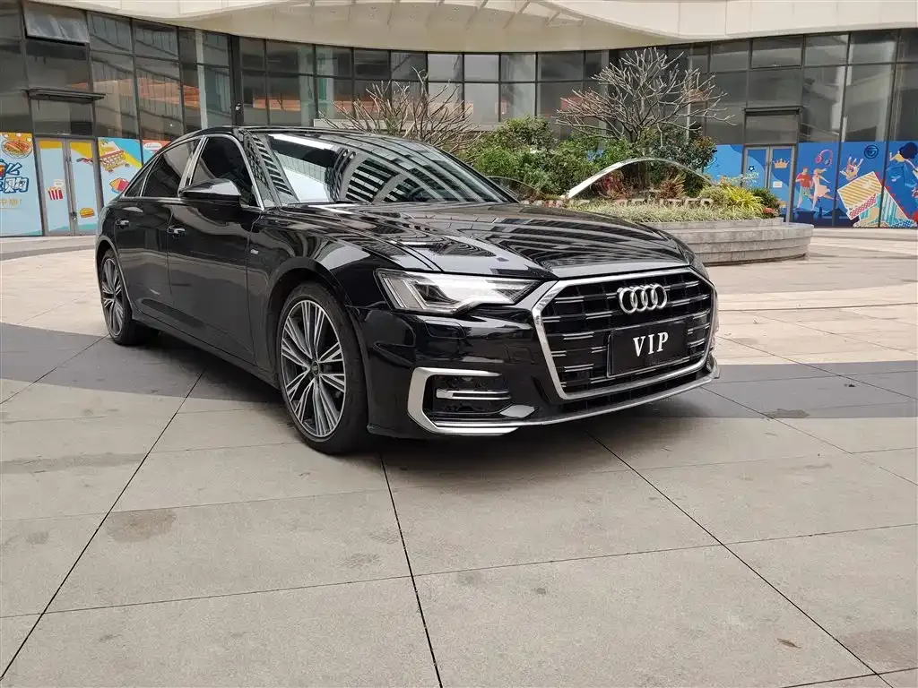 Audi A6L — фото 2