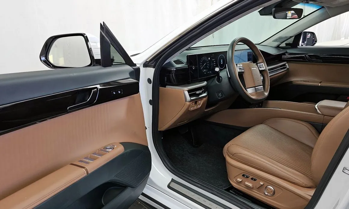 Hyundai Grandeur 2023 из KR, фото 6