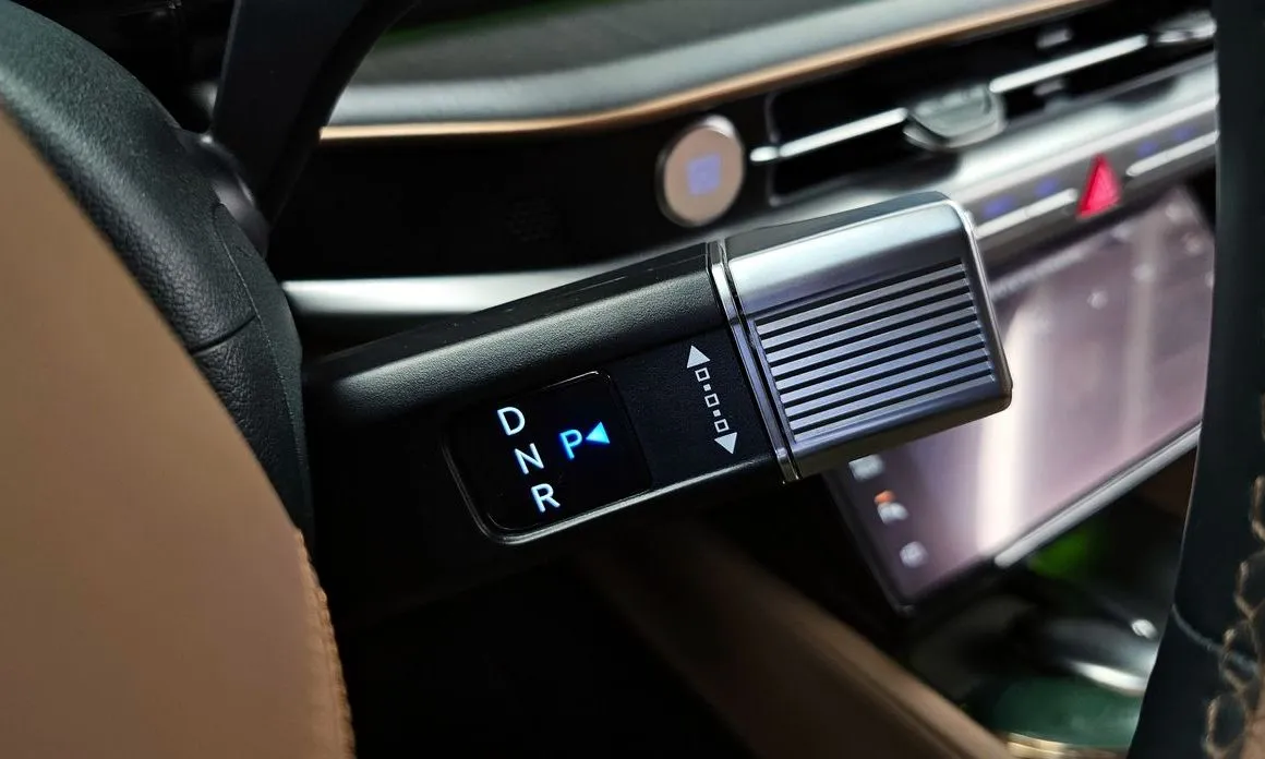 Hyundai Grandeur 2023 из KR, фото 3