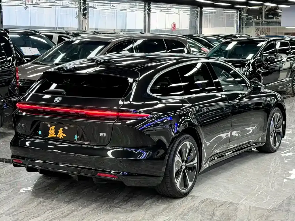 NIO ET5T — фото 8
