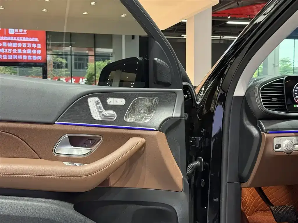 Mercedes-Benz GLE — фото 9
