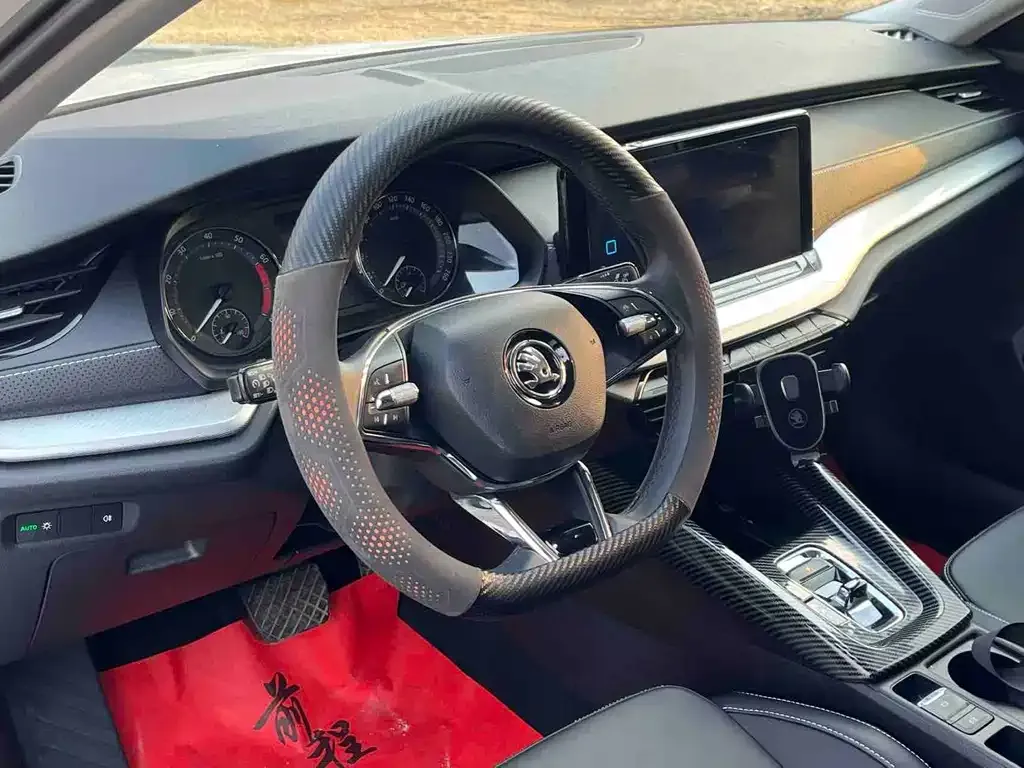 Skoda Octavia 2022 из CN, фото 9