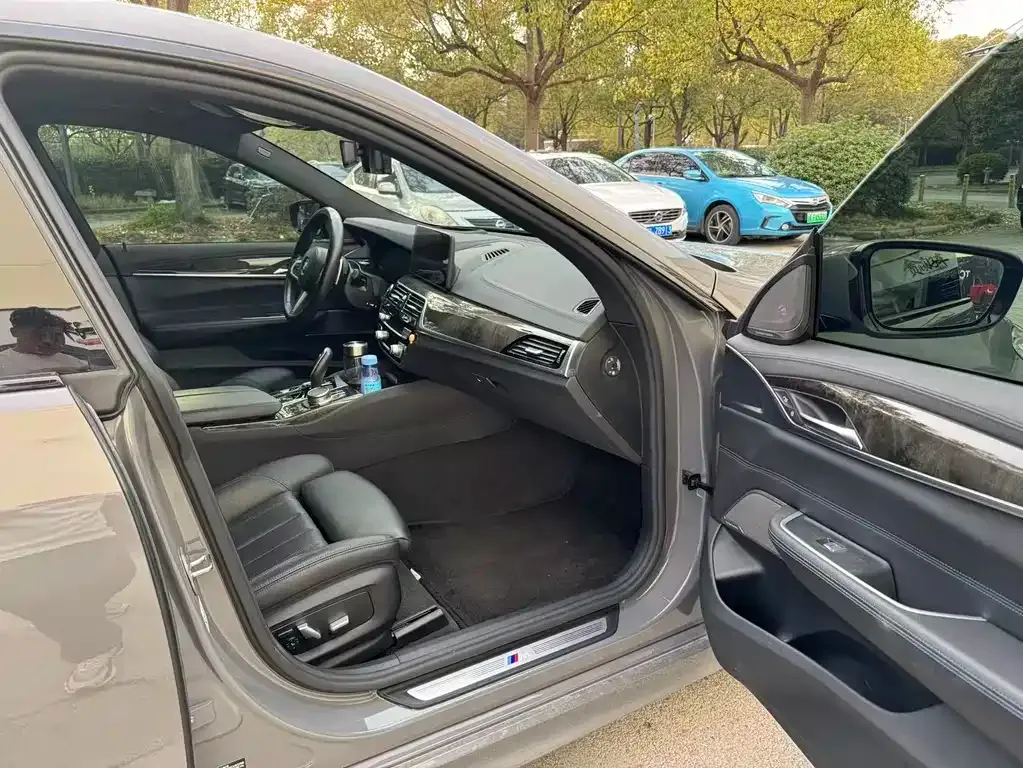 BMW 6 Series GT — фото 2