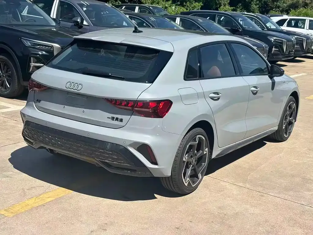 Audi A3 — фото 3