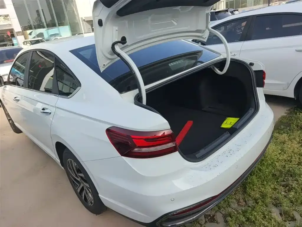 Volkswagen Lavida 2022 из CN, фото 9