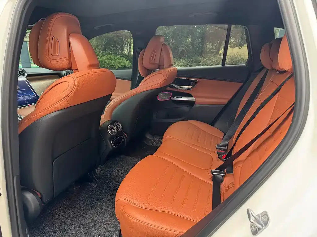 Mercedes-Benz GLC 2023 из CN, фото 2