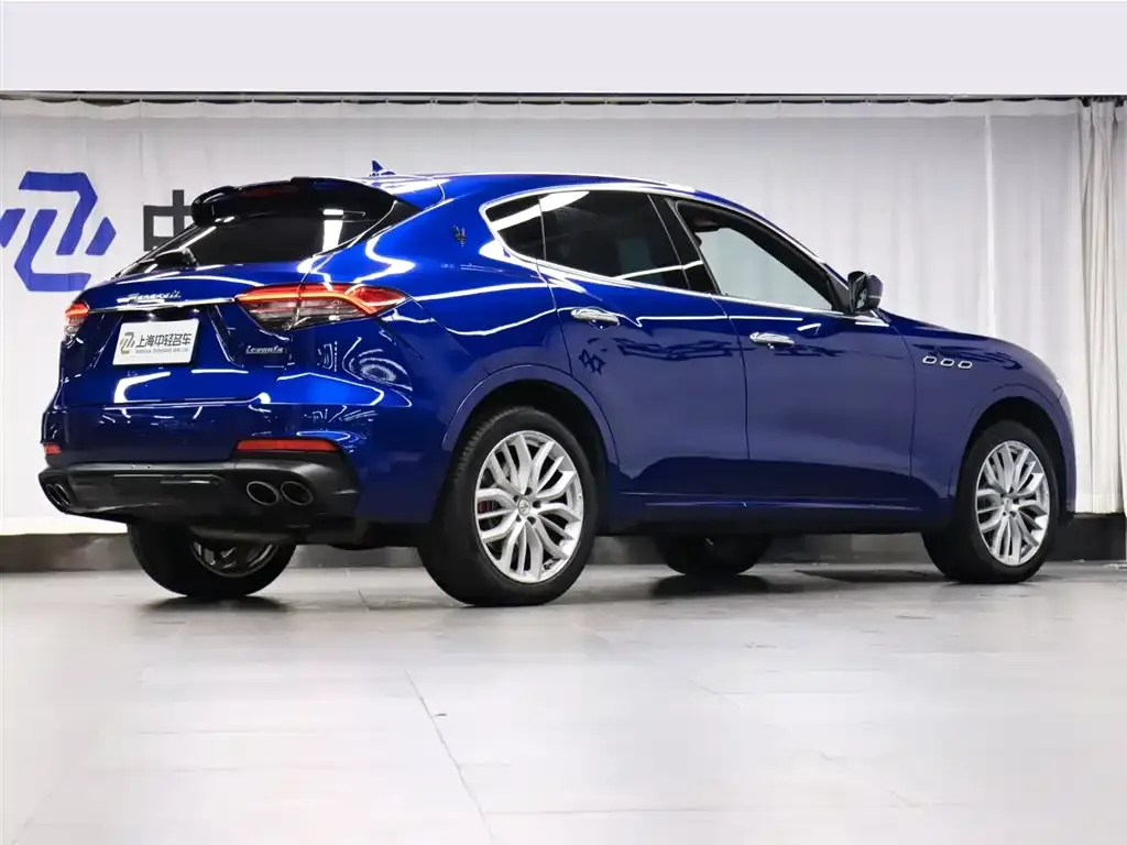 Maserati Levante — фото 2