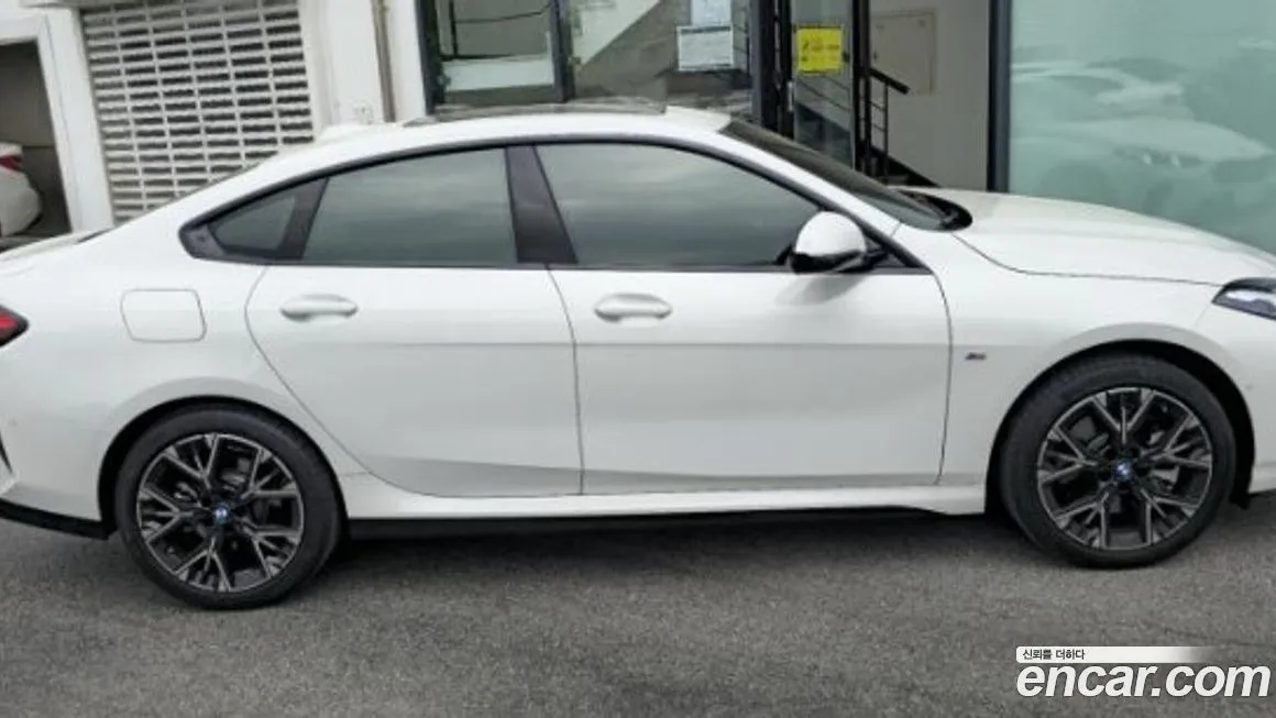 BMW 2-Series 2025 из KR, фото 7