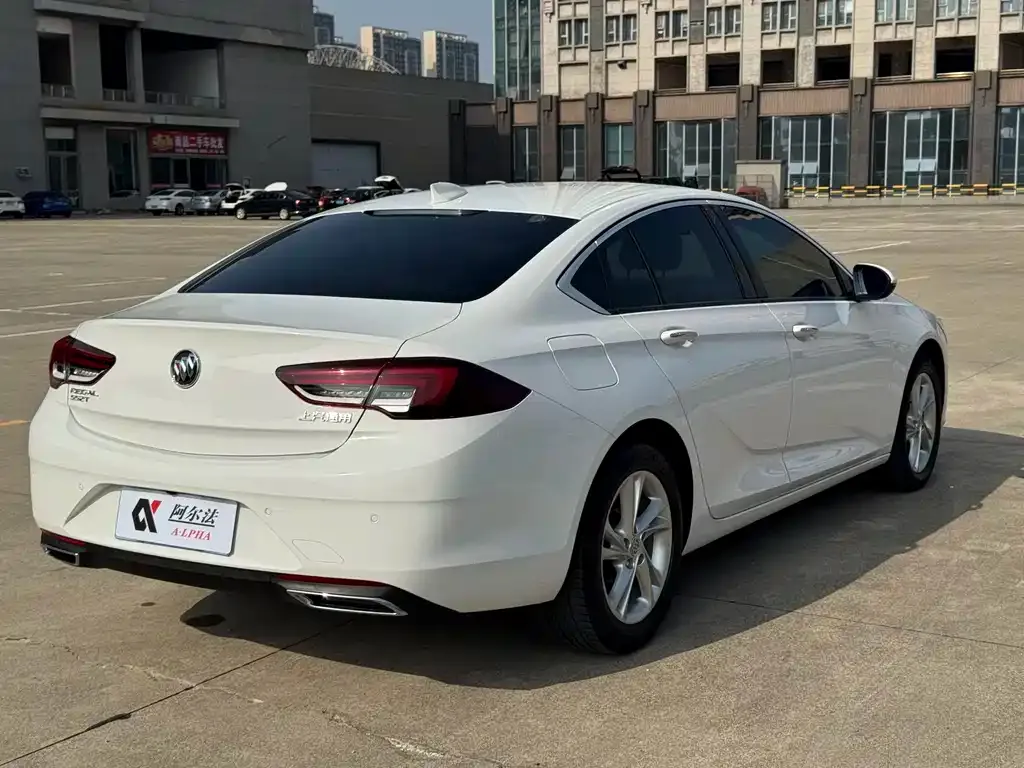 Buick Regal — фото 6