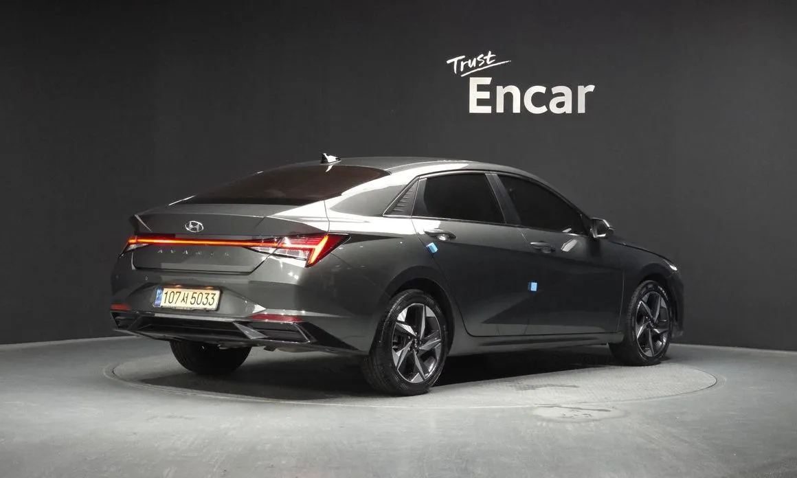 Hyundai AVANTE — фото 3