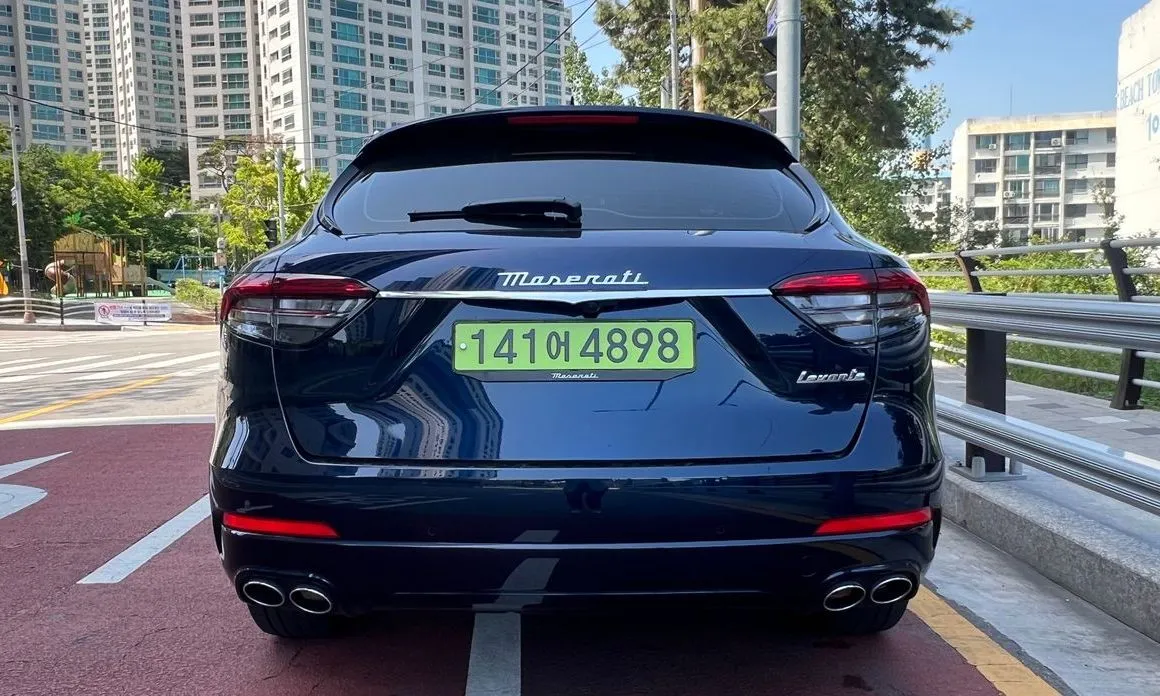 Maserati Levante 2023 из KR, фото 9