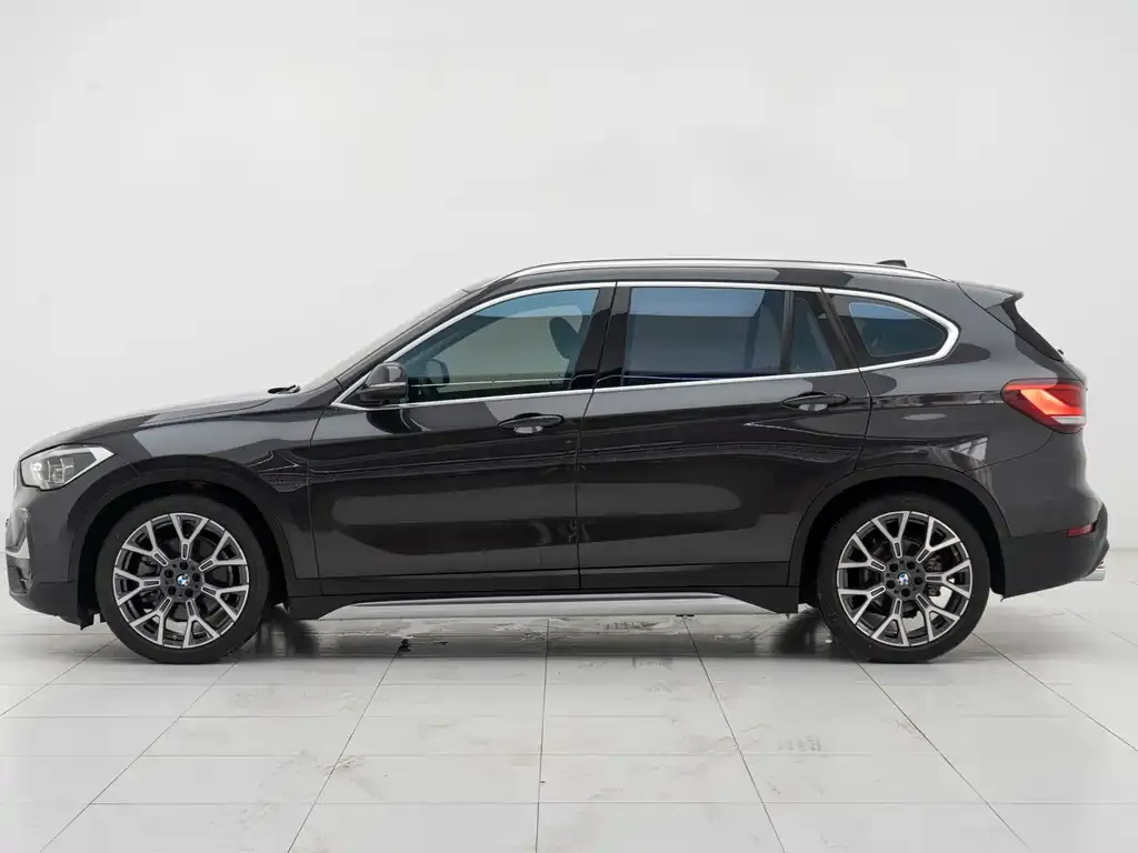 BMW X1 — фото 3