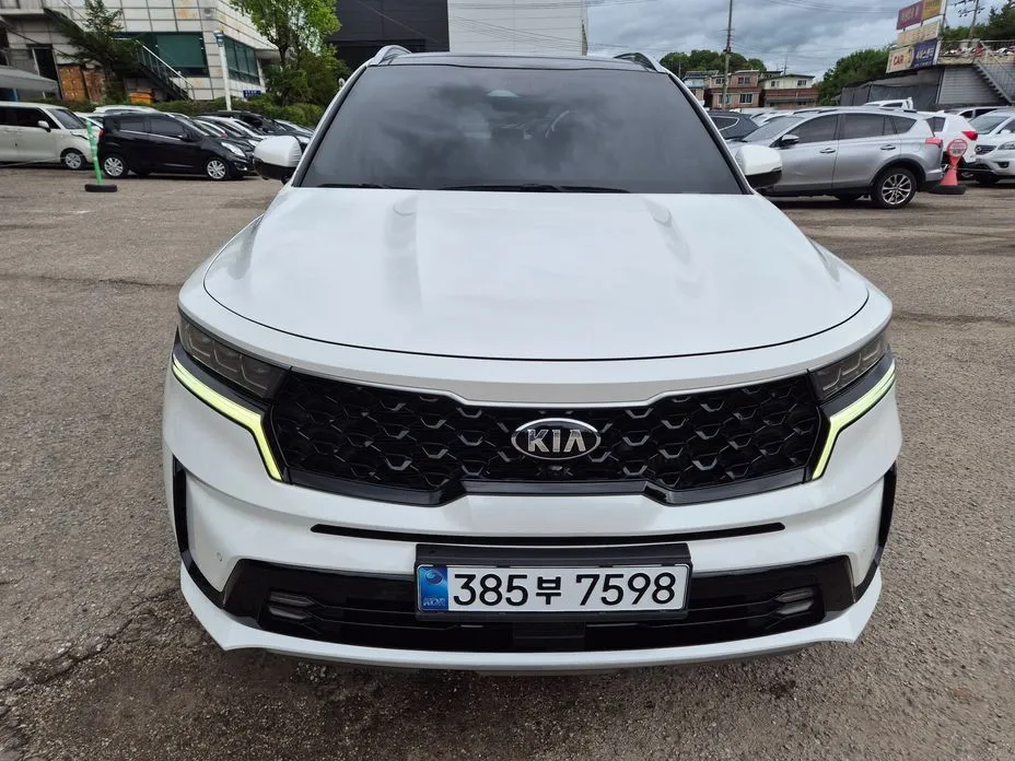 Kia Sorento — фото 5