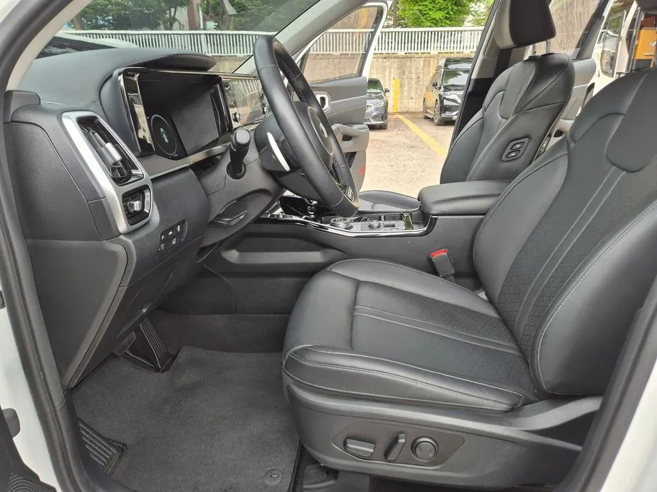 Kia Sorento — фото 9