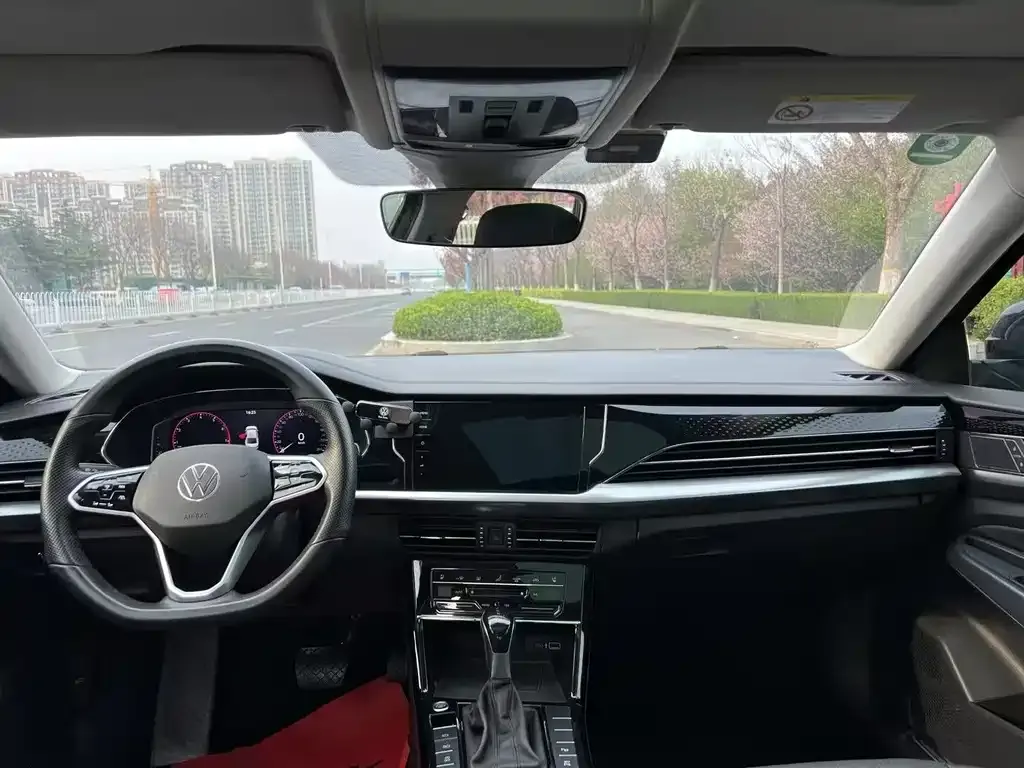 Volkswagen Passat — фото 6