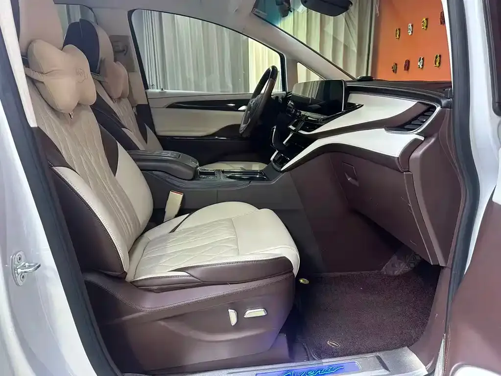 Buick GL8 2022 из CN, фото 7