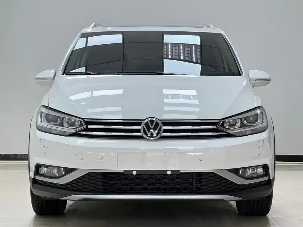 Volkswagen Touran — фото 2