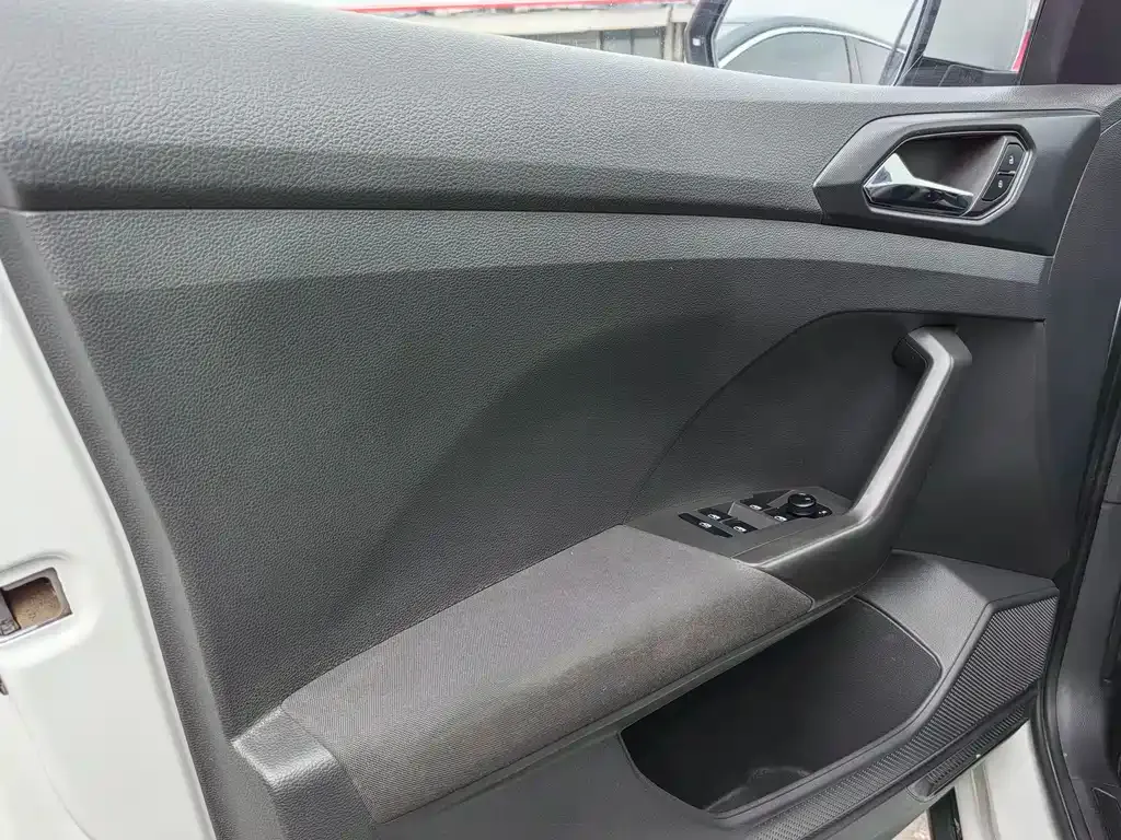 Volkswagen T-Cross 2023 из CN, фото 2