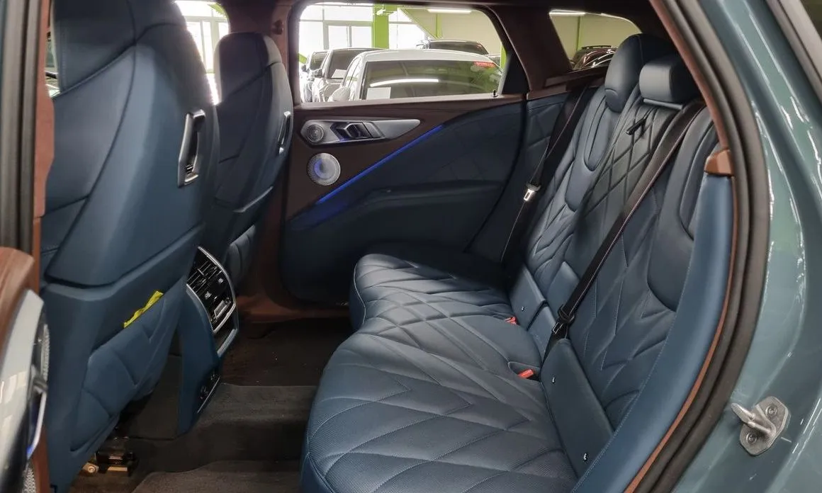 BMW XM 2023 из KR, фото 3