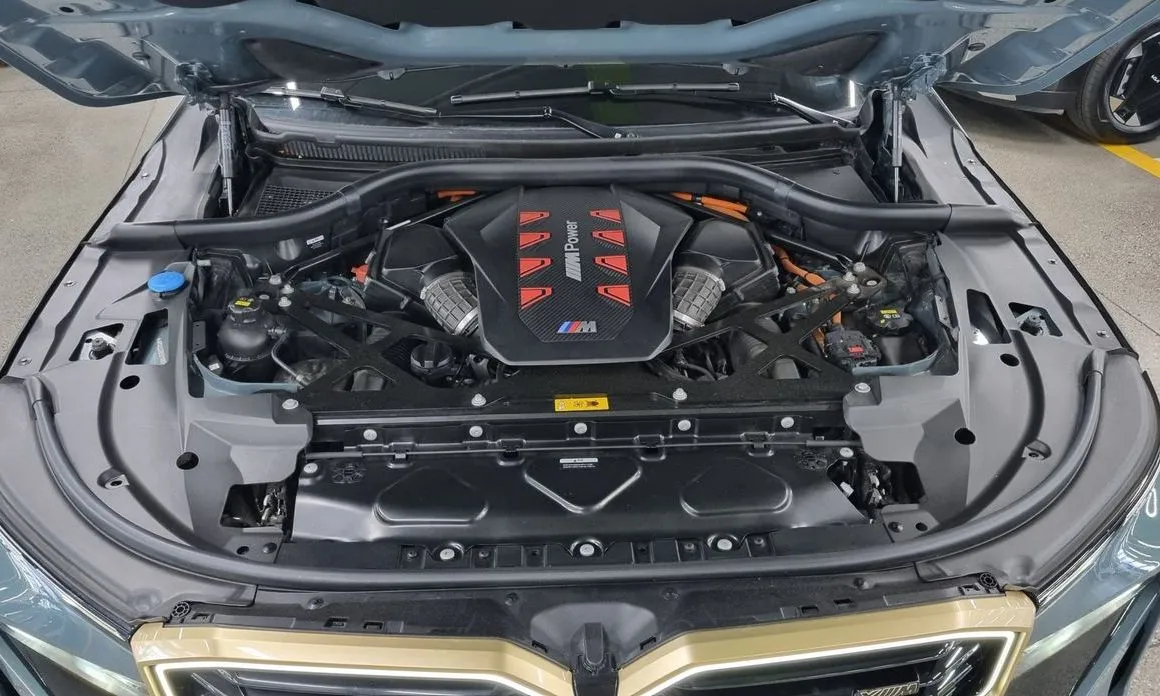 BMW XM 2023 из KR, фото 2
